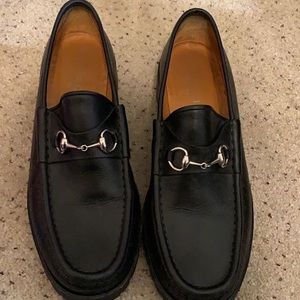Gucci leather moccasin with lugged rubber sole!